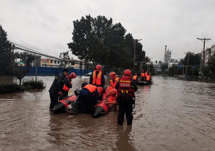 孤岛江湾镇暴雨洪灾中的救援奇迹